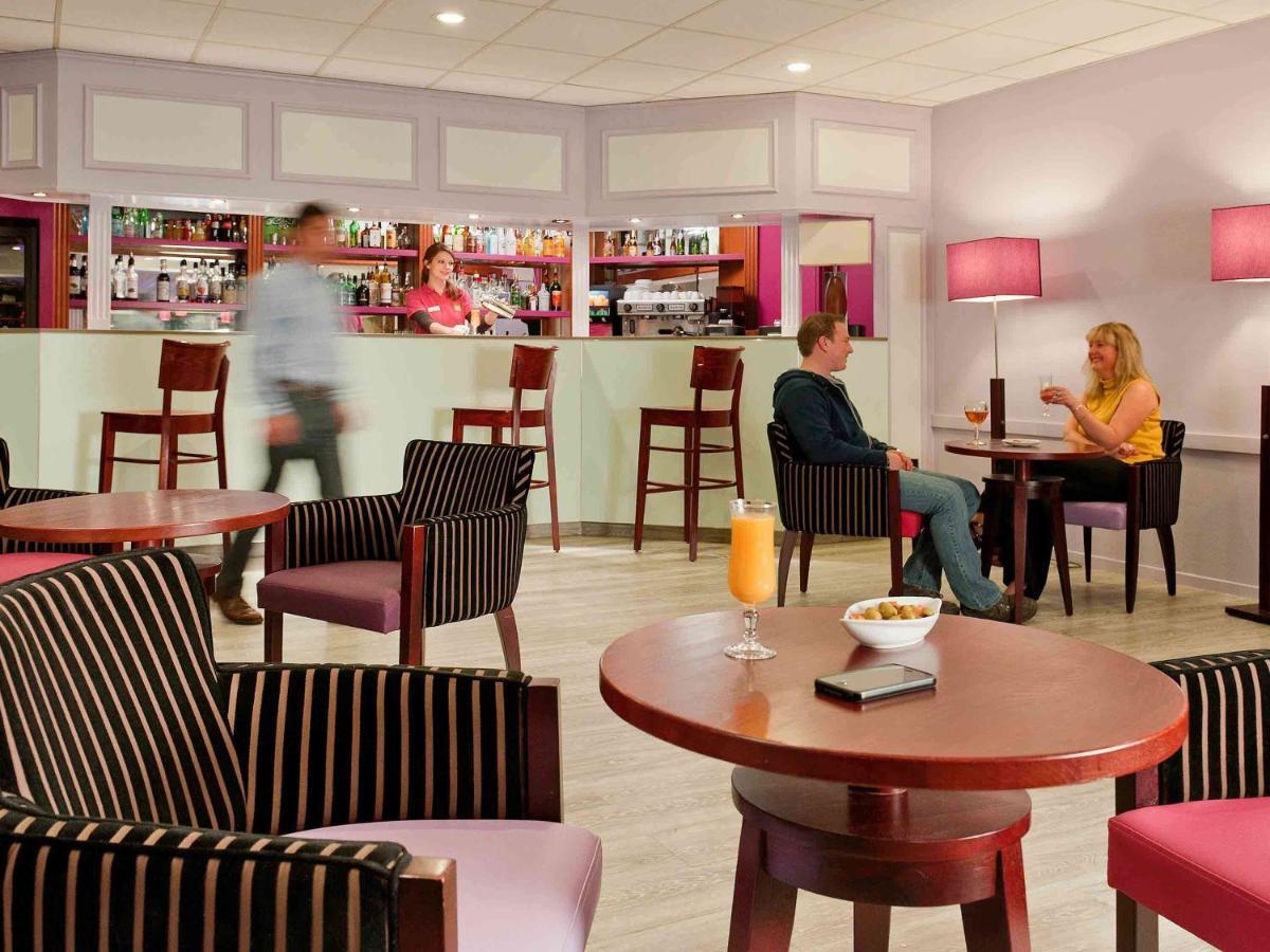 ホテル Ibis Styles Melun リュベル エクステリア 写真