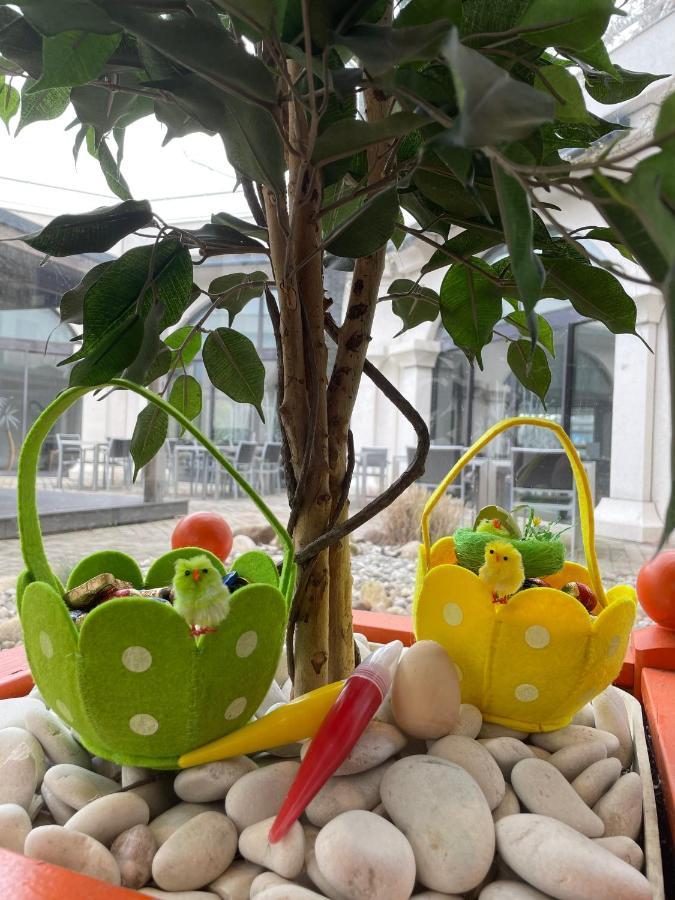 ホテル Ibis Styles Melun リュベル エクステリア 写真