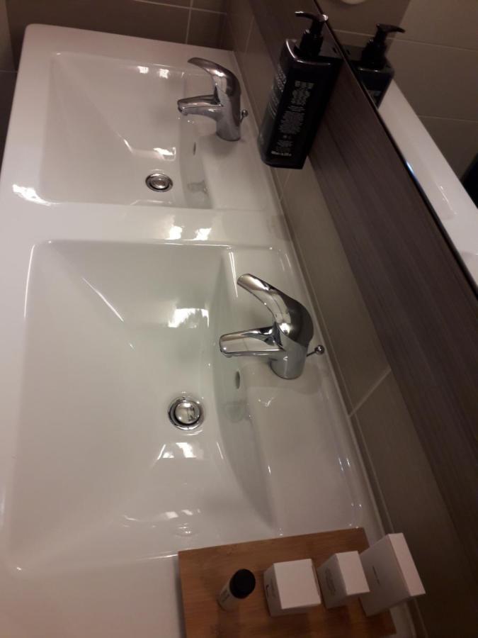 ホテル Ibis Styles Melun リュベル エクステリア 写真